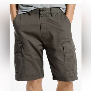 Men’s cargo shorts